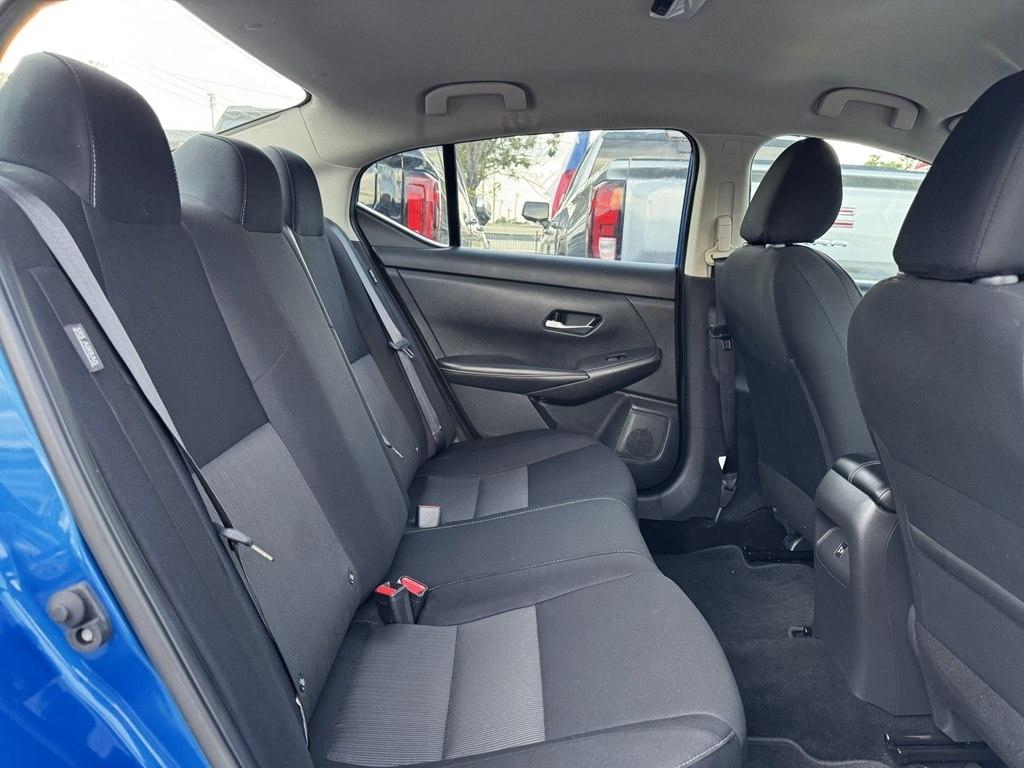 Nissan Sentra SV 2025