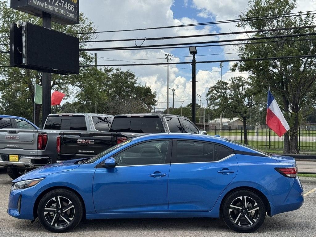 Nissan Sentra SV 2025