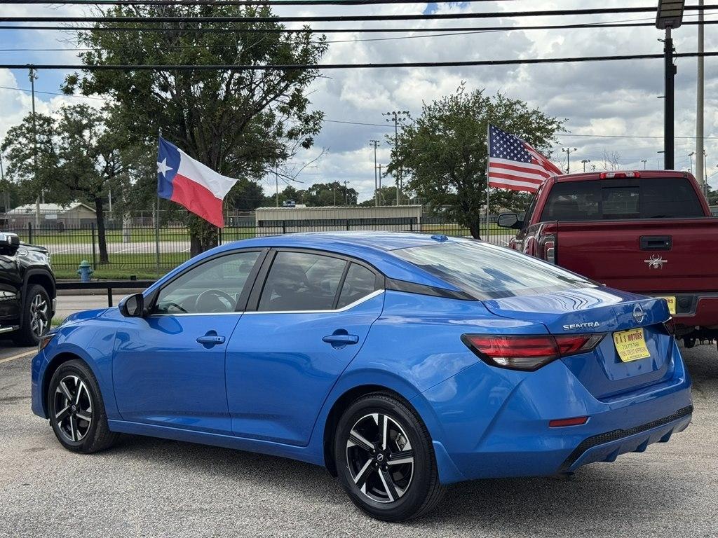 Nissan Sentra SV 2025