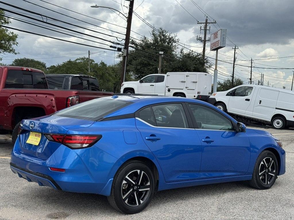 Nissan Sentra SV 2025