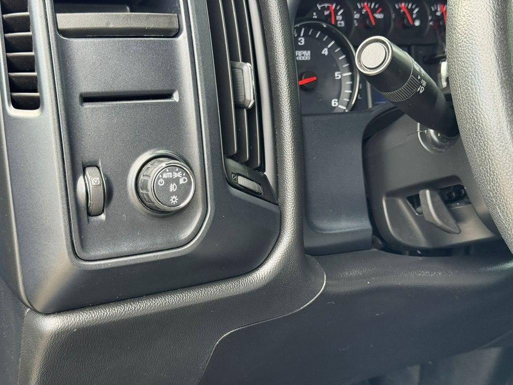 GMC Sierra 1500 Base Double Cab 2WD 2019