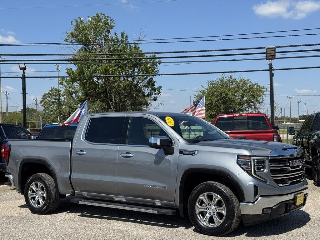 GMC Sierra 1500 SLT Crew Cab 2WD 2024