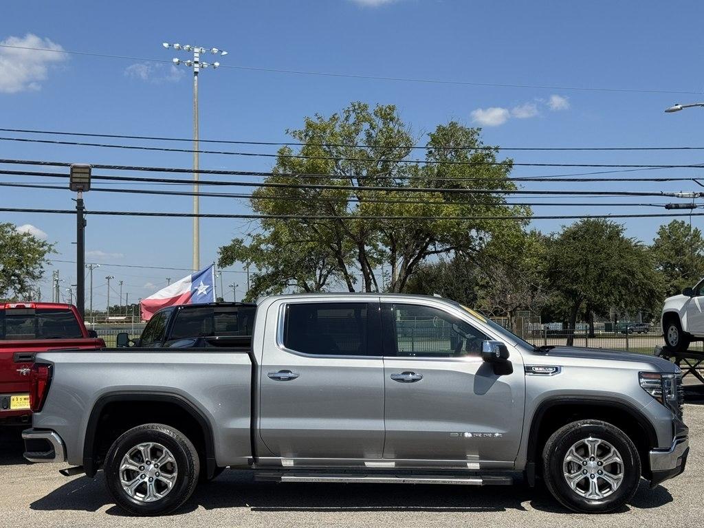 GMC Sierra 1500 SLT Crew Cab 2WD 2024