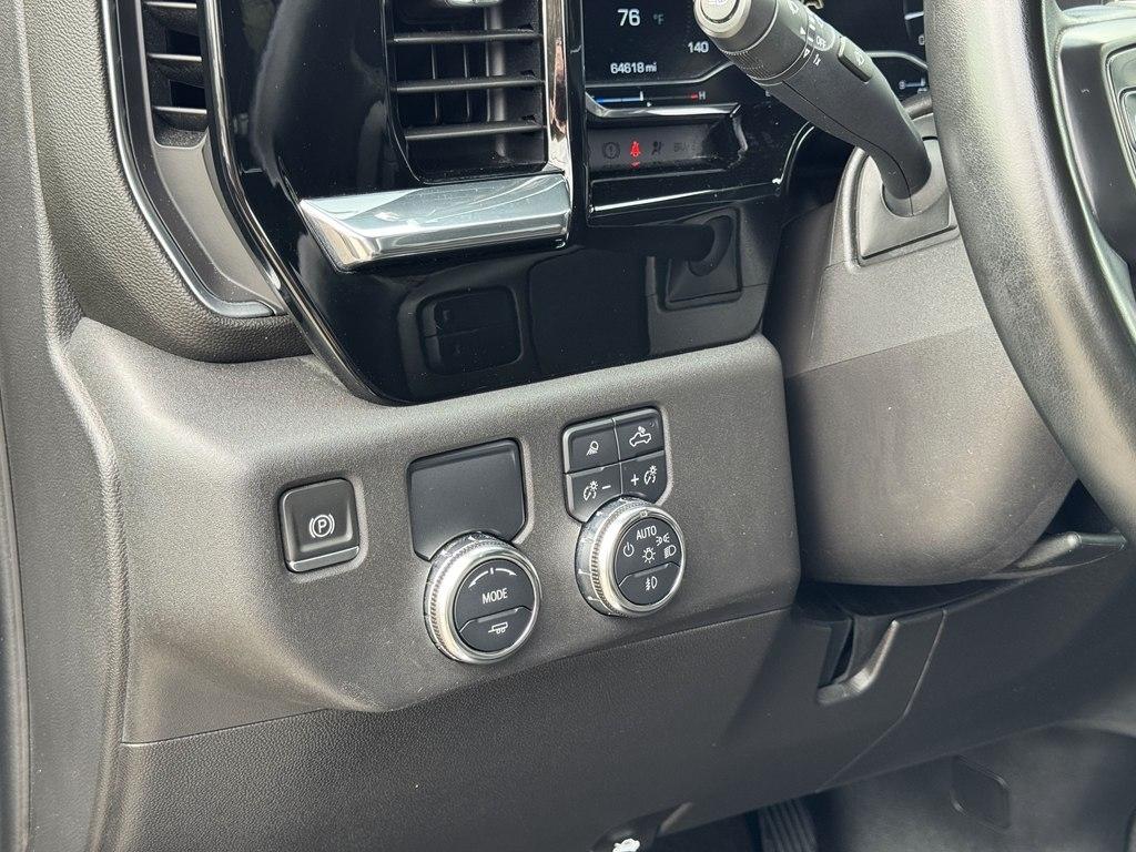 GMC Sierra 1500 SLT Crew Cab 2WD 2024