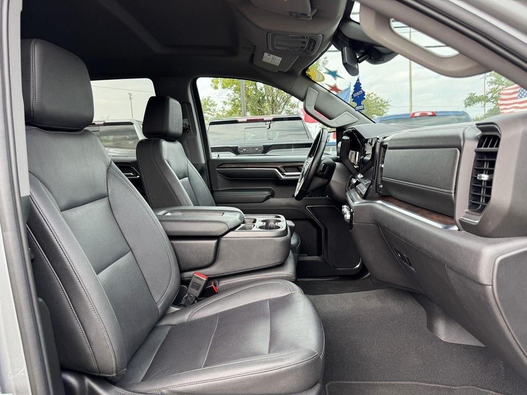 GMC Sierra 1500 SLT Crew Cab 2WD 2024