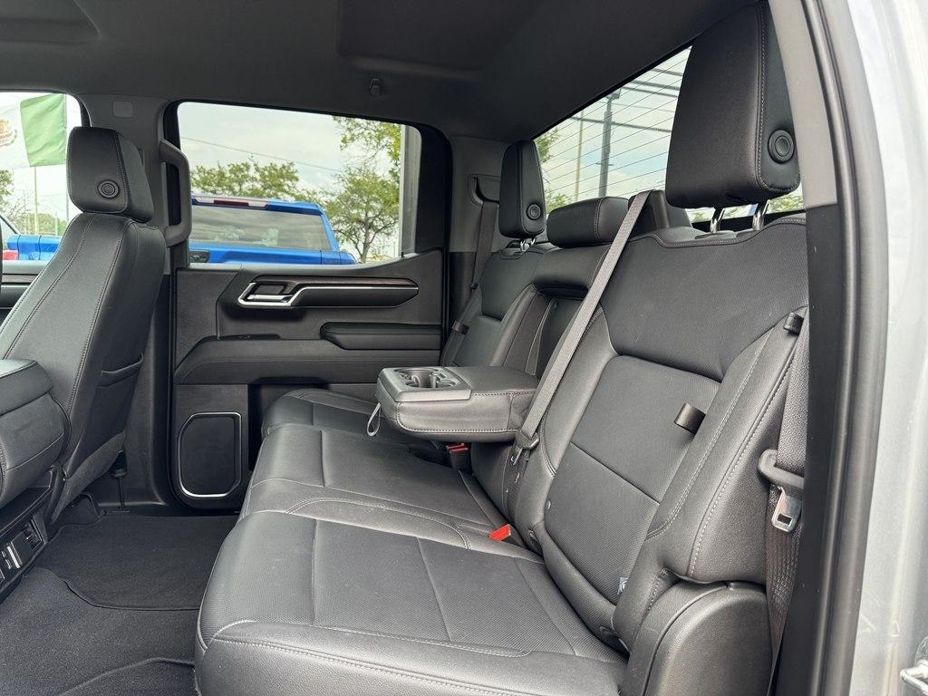 GMC Sierra 1500 SLT Crew Cab 2WD 2024