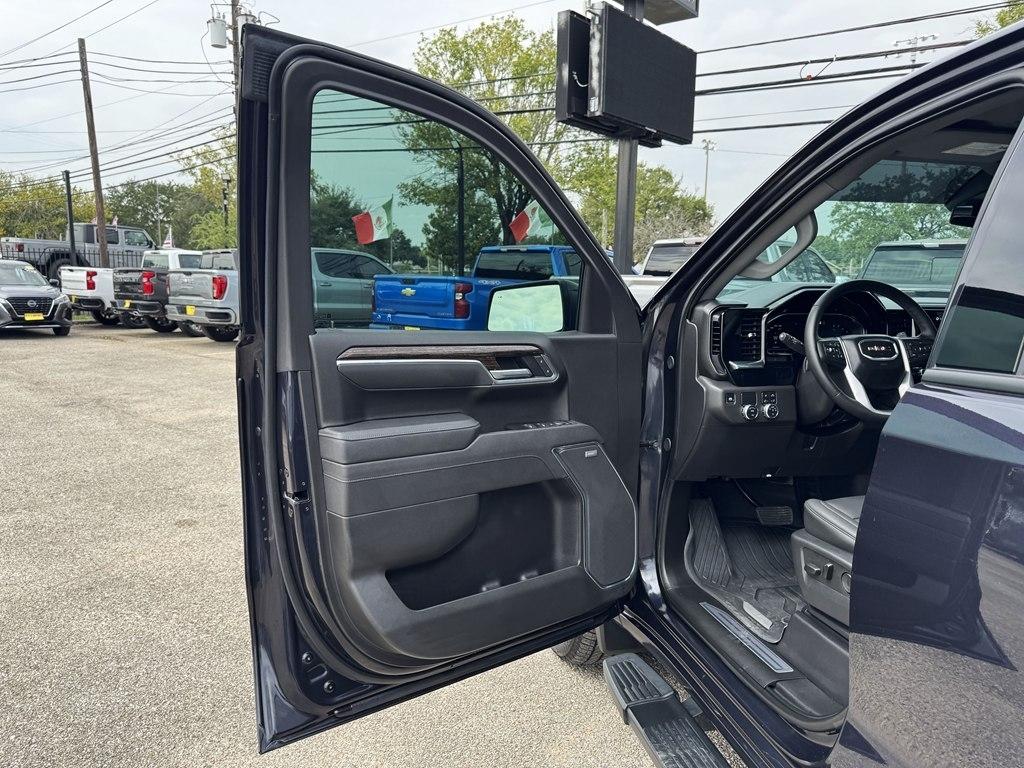 GMC Sierra 1500 Elevation Crew Cab 2WD 2025