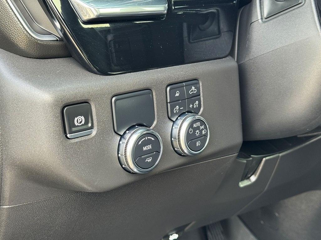 GMC Sierra 1500 Elevation Crew Cab 2WD 2025