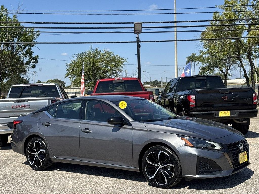 Nissan Altima 2.5 SR 2024