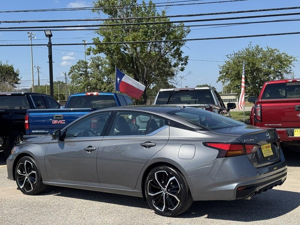 Nissan Altima 2.5 SR 2024