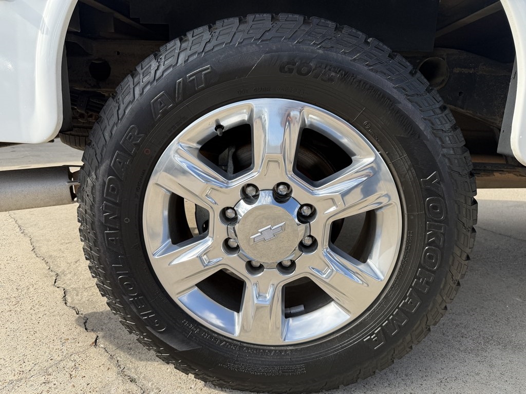 Chevrolet Silverado 2500HD Work Truck Crew Cab 4WD 2015