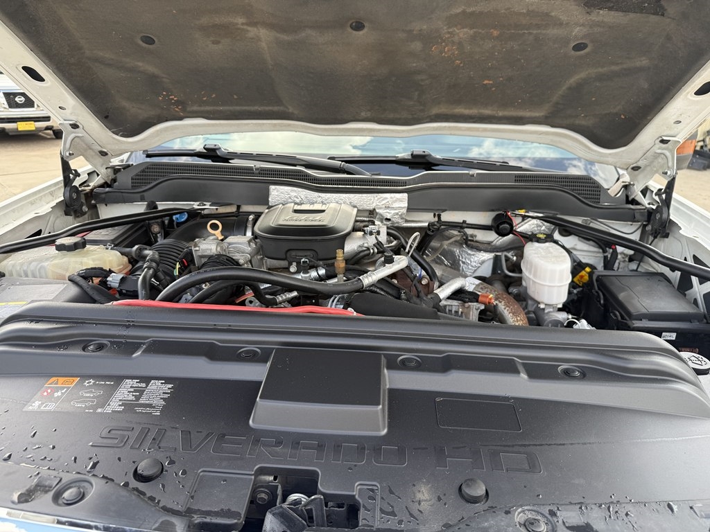 Chevrolet Silverado 2500HD Work Truck Crew Cab 4WD 2015