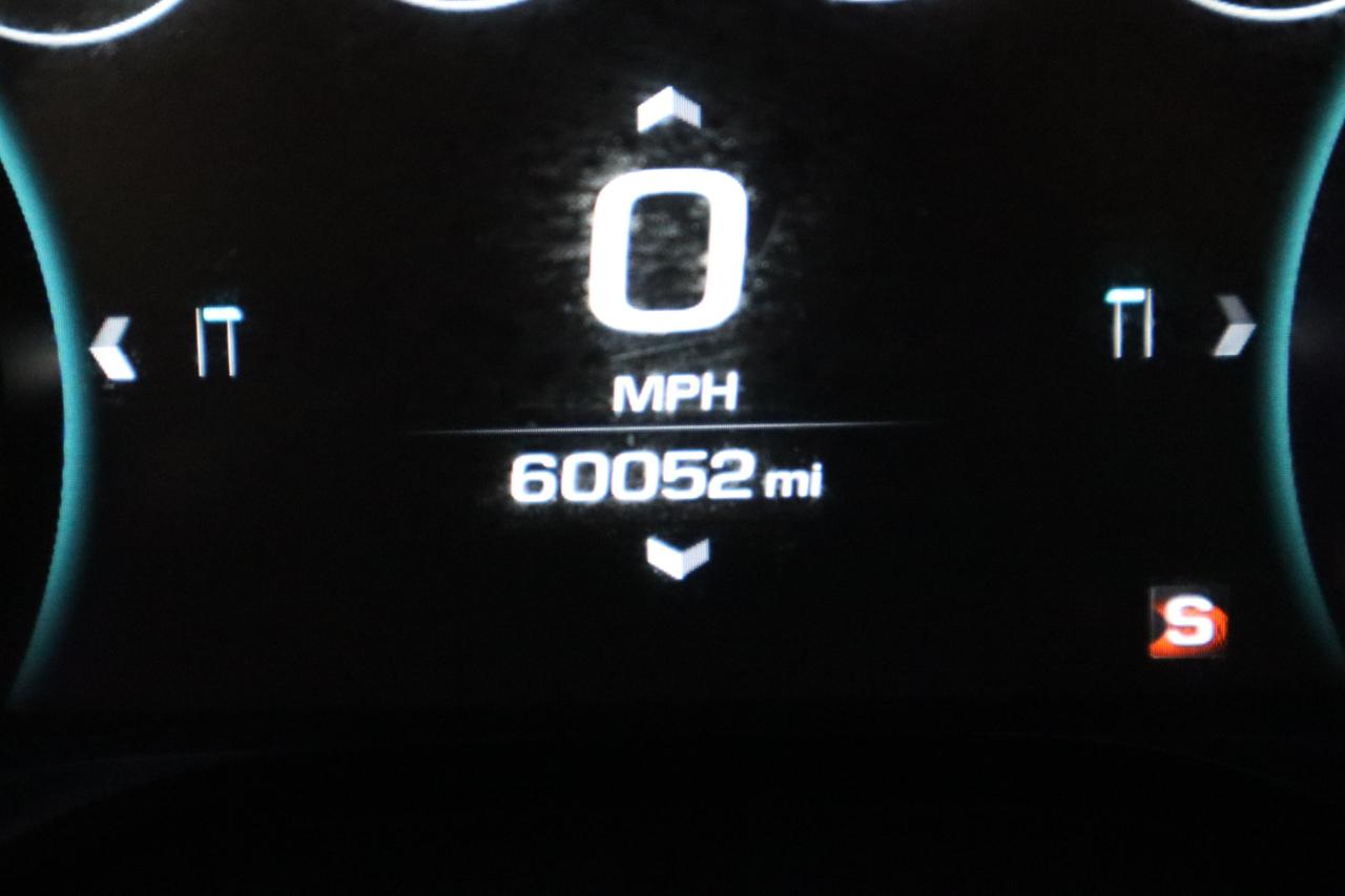 Chevrolet Camaro 2dr Cpe 1SS 2017