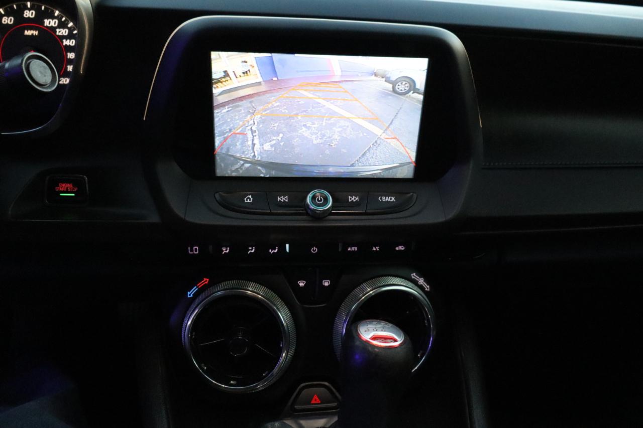 Chevrolet Camaro 2dr Cpe 1SS 2017