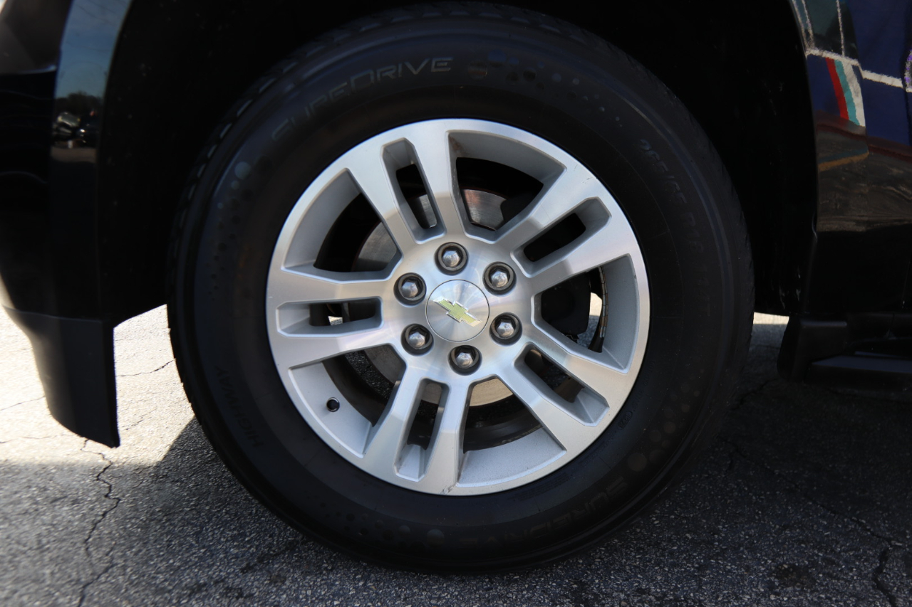 Chevrolet Tahoe 2WD 4dr LT 2015