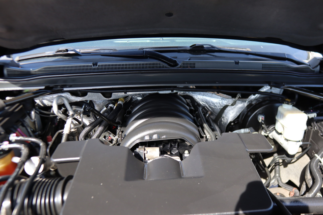 Chevrolet Tahoe 2WD 4dr LT 2015