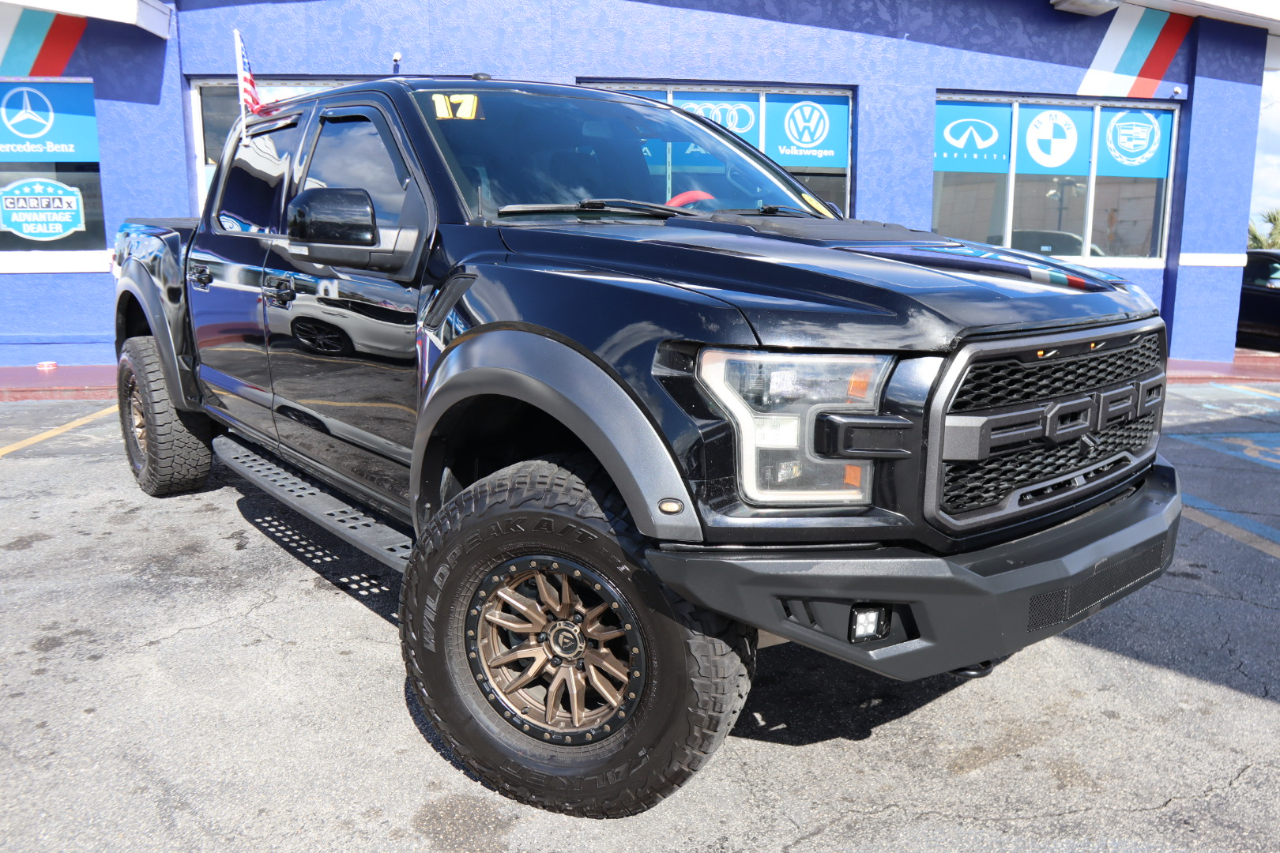 Ford F-150 Raptor 4WD SuperCrew 5.5' Box 2017