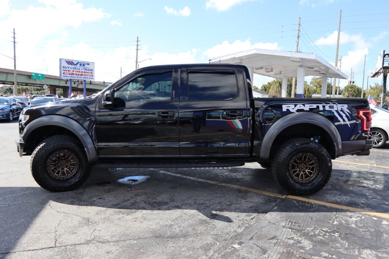 Ford F-150 Raptor 4WD SuperCrew 5.5' Box 2017