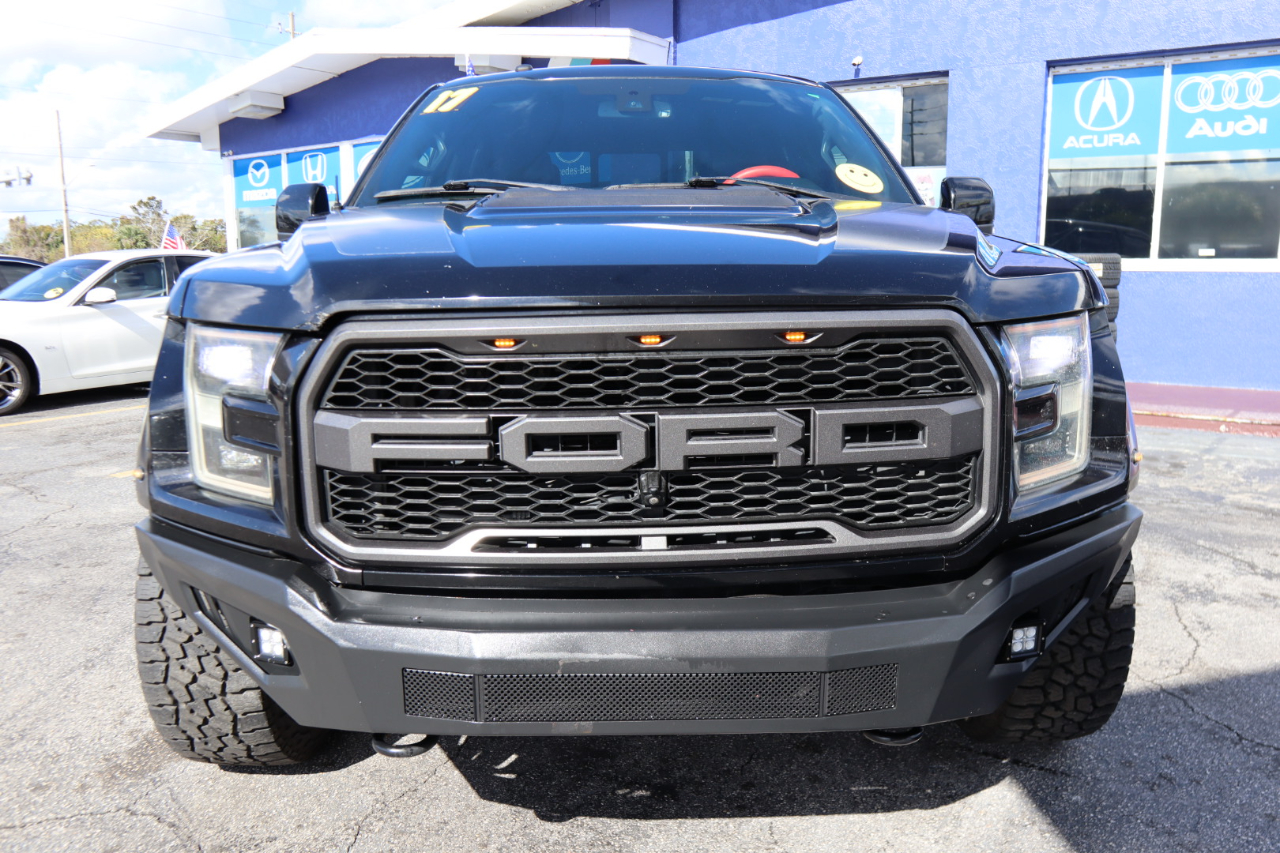 Ford F-150 Raptor 4WD SuperCrew 5.5' Box 2017