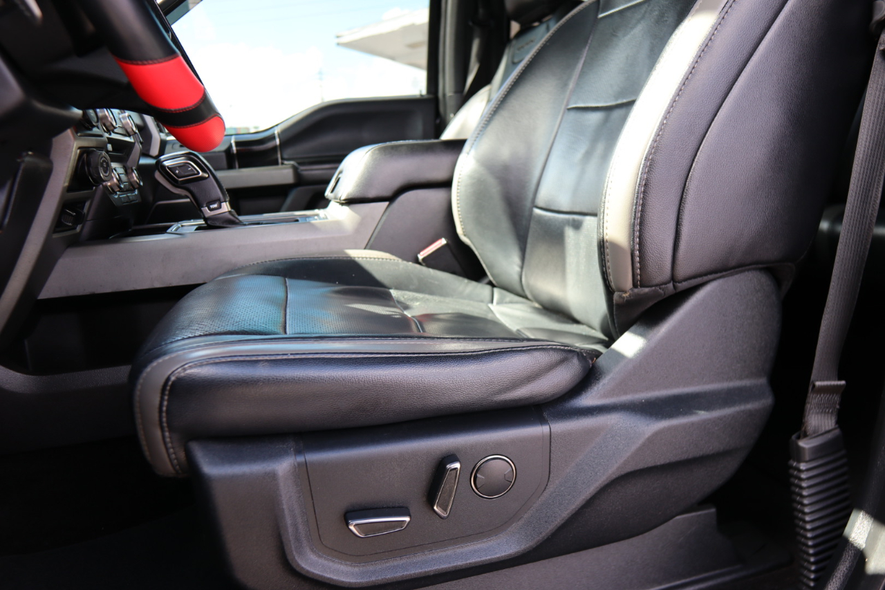 Ford F-150 Raptor 4WD SuperCrew 5.5' Box 2017