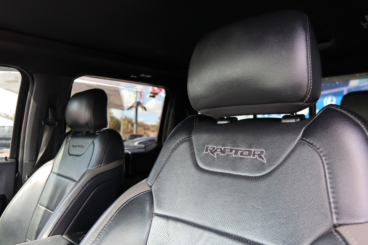 Ford F-150 Raptor 4WD SuperCrew 5.5' Box 2017