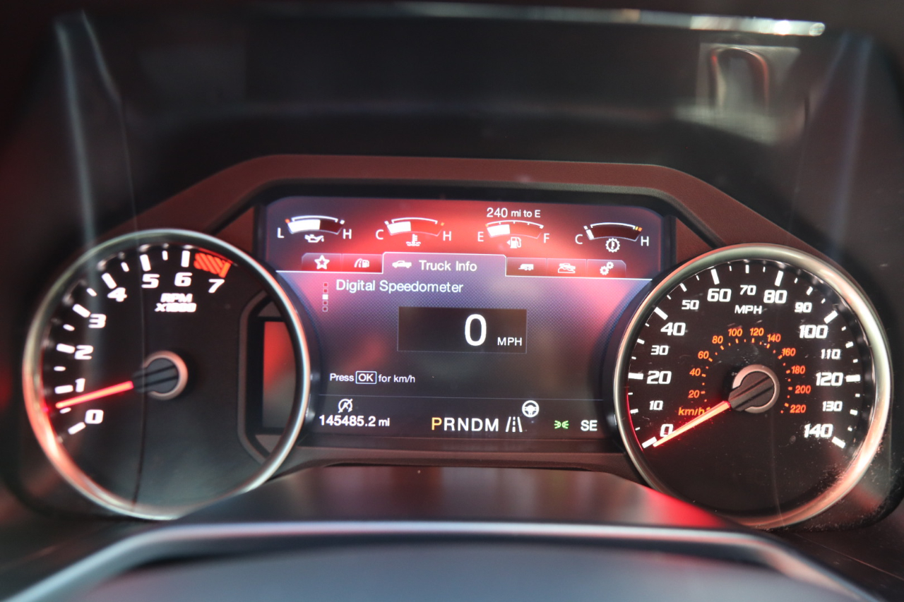 Ford F-150 Raptor 4WD SuperCrew 5.5' Box 2017