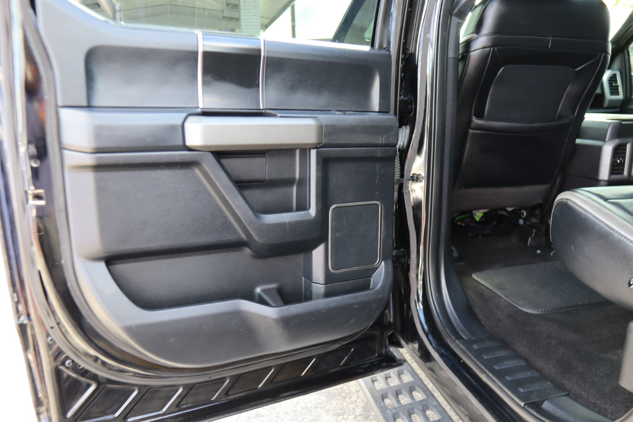 Ford F-150 Raptor 4WD SuperCrew 5.5' Box 2017