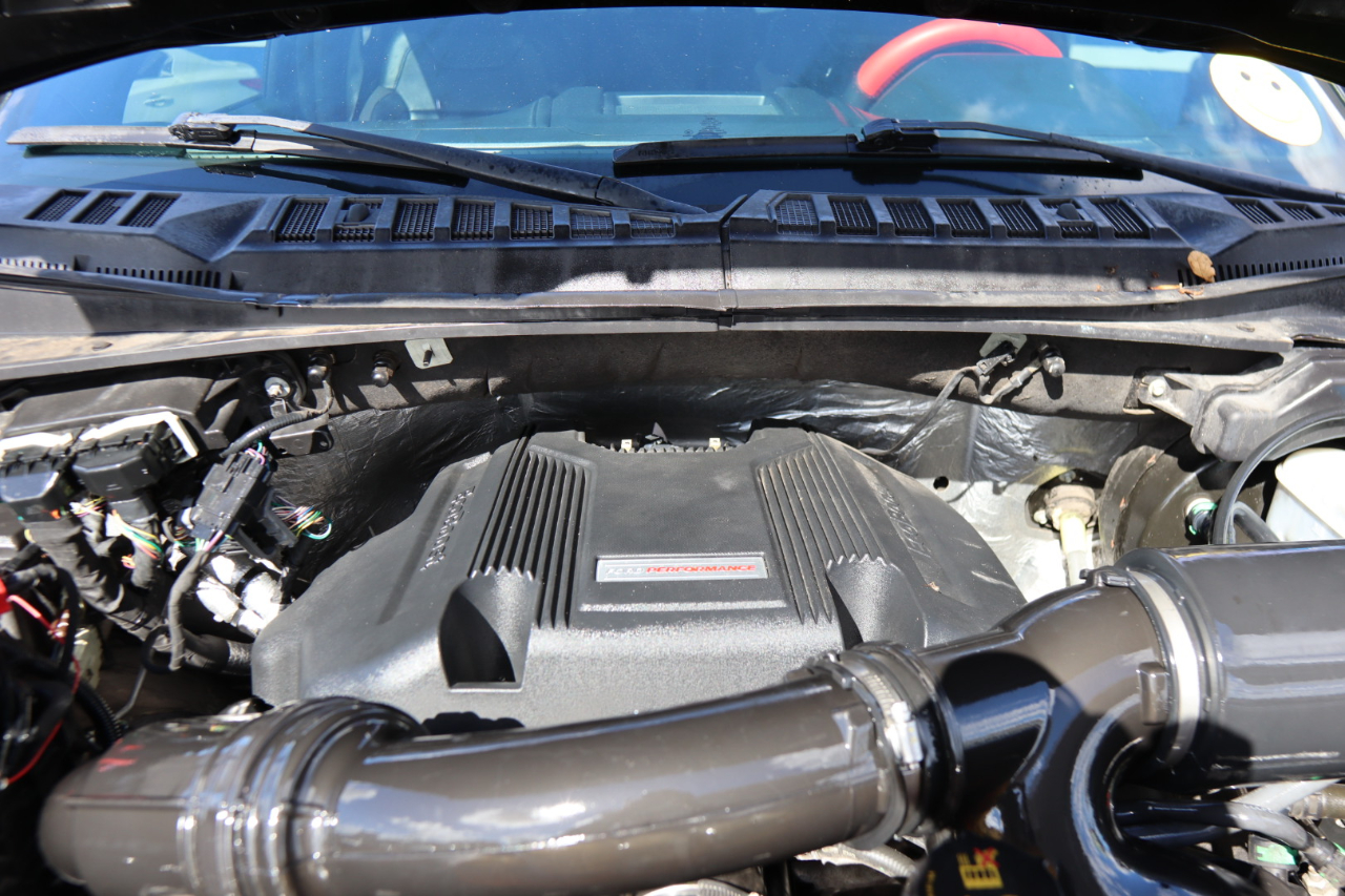 Ford F-150 Raptor 4WD SuperCrew 5.5' Box 2017