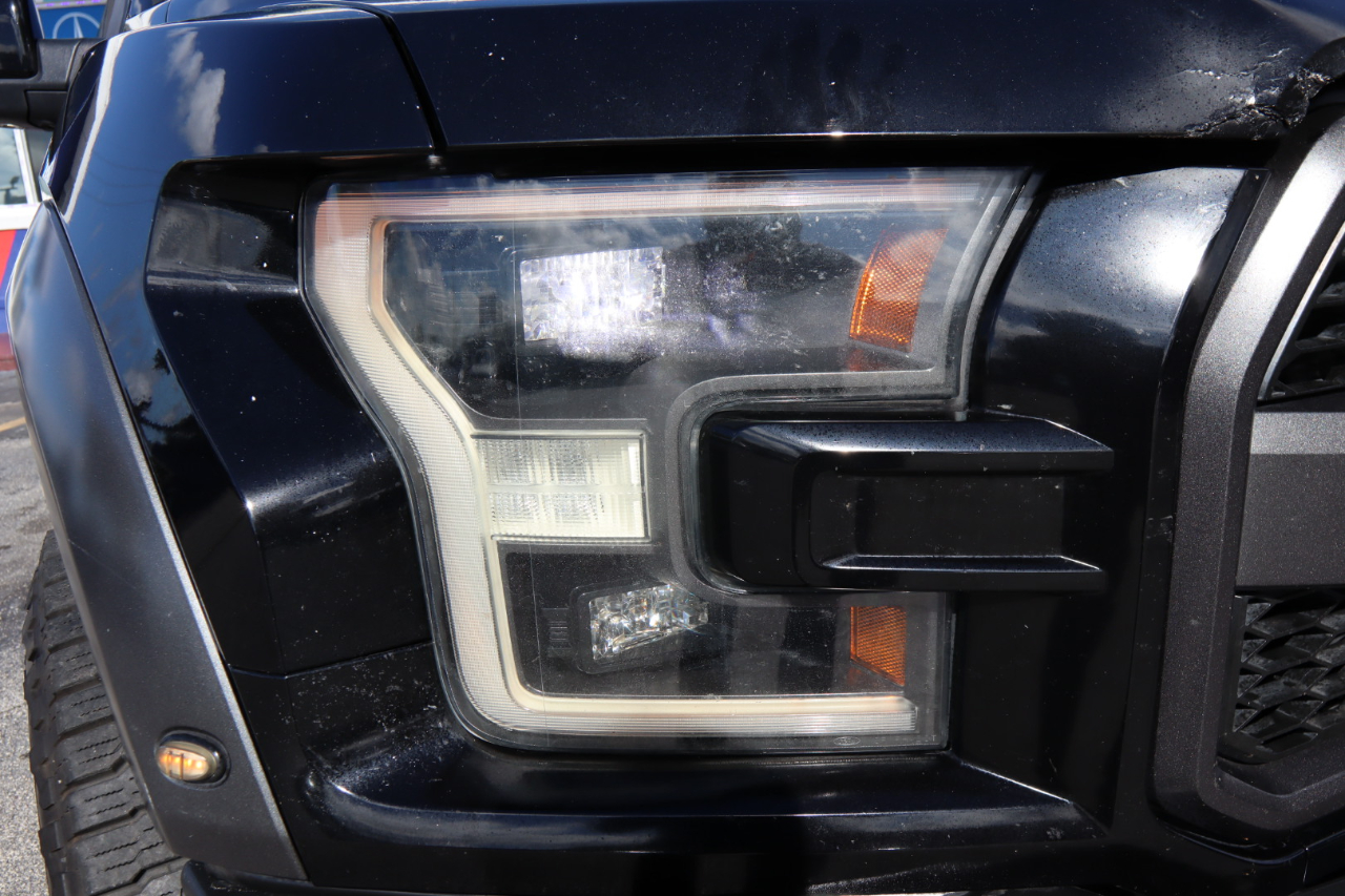 Ford F-150 Raptor 4WD SuperCrew 5.5' Box 2017