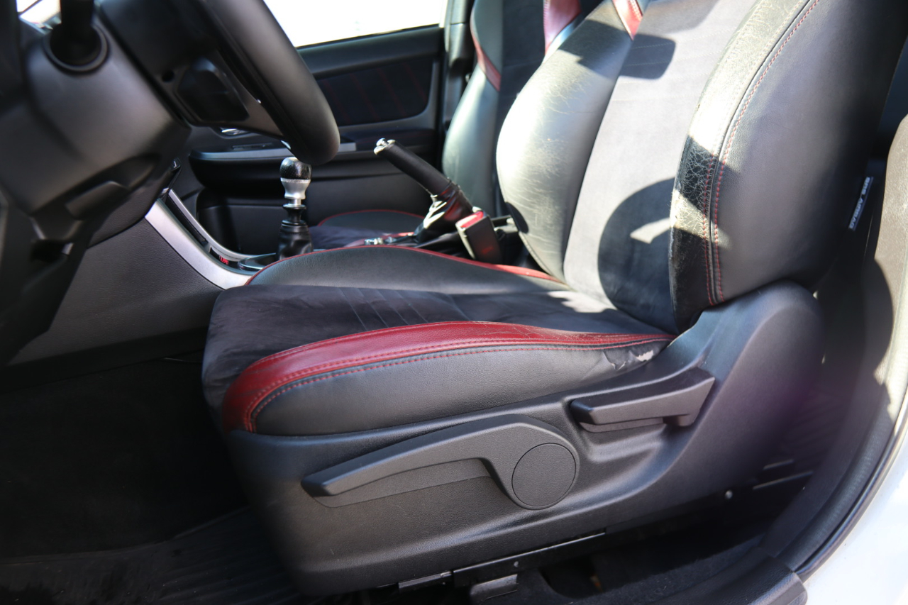 Subaru WRX STI 4dr Sdn 2015