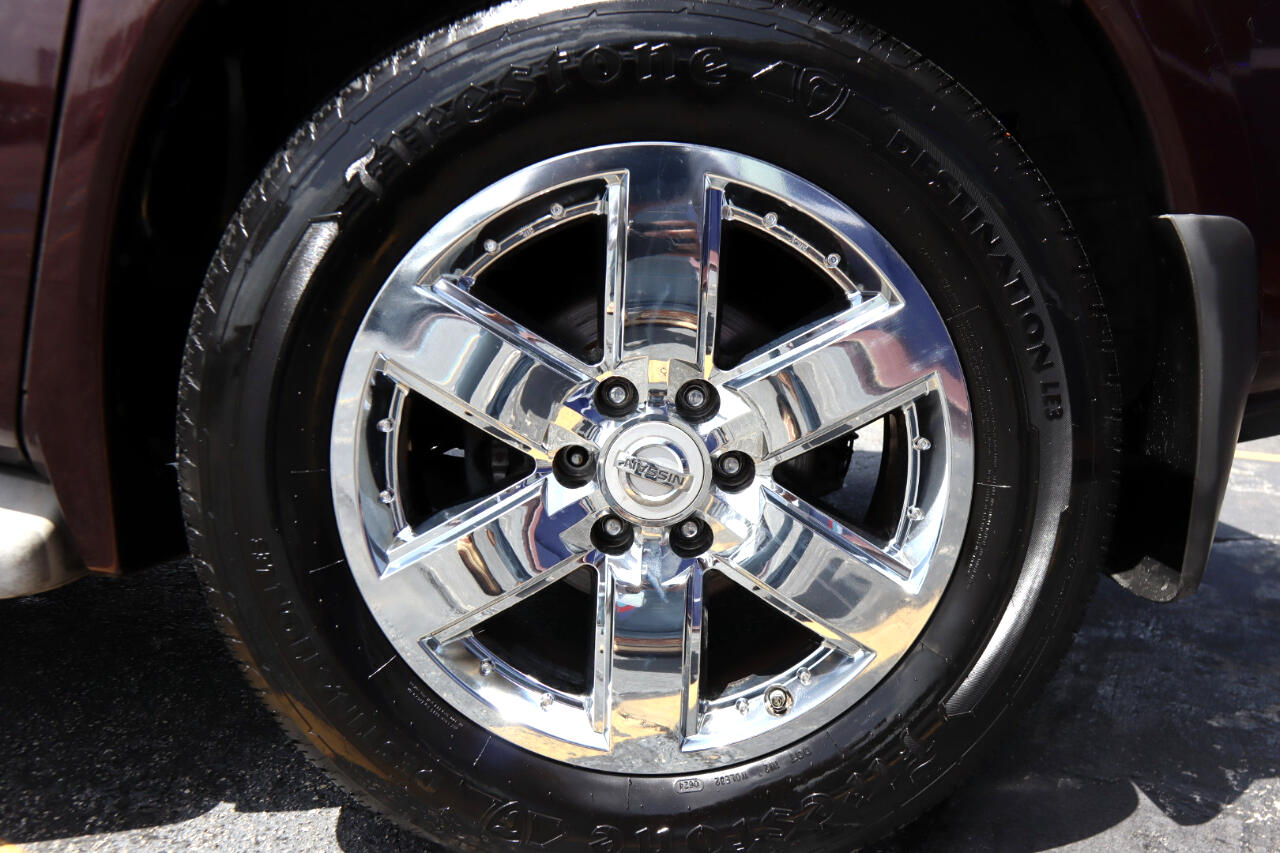 Nissan Armada 2WD 4dr Platinum 2013 Nissan Armada 2WD 4dr Platinum 2013