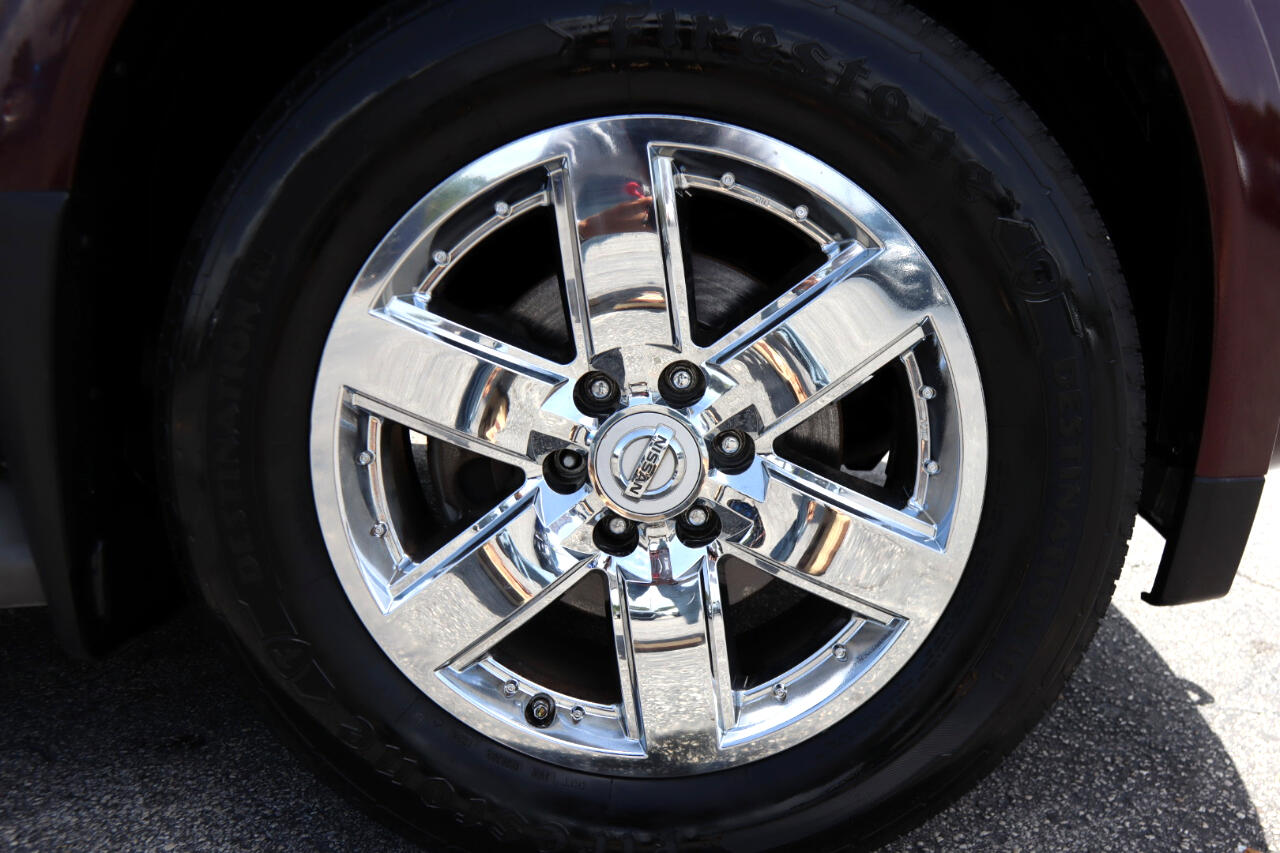 Nissan Armada 2WD 4dr Platinum 2013 Nissan Armada 2WD 4dr Platinum 2013