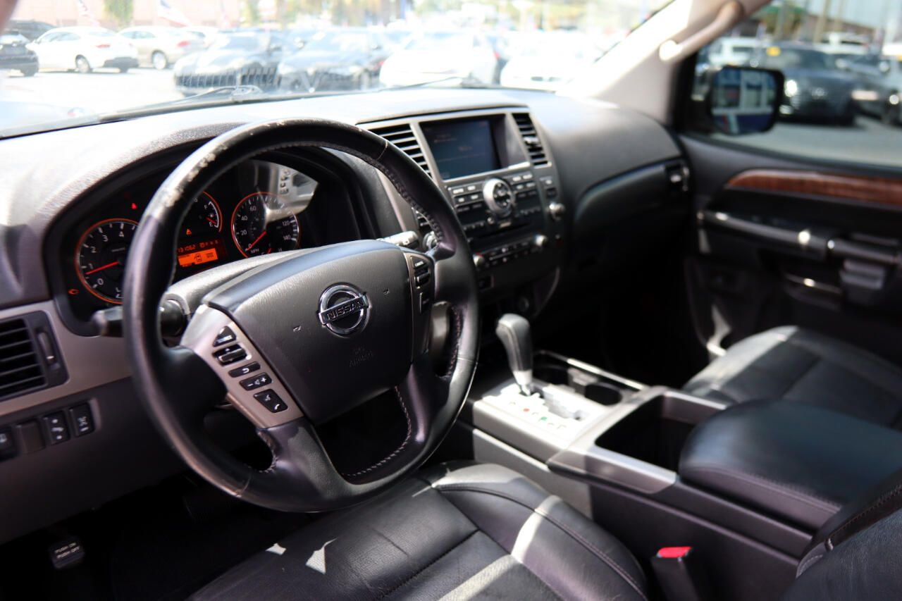 Nissan Armada 2WD 4dr Platinum 2013 Nissan Armada 2WD 4dr Platinum 2013