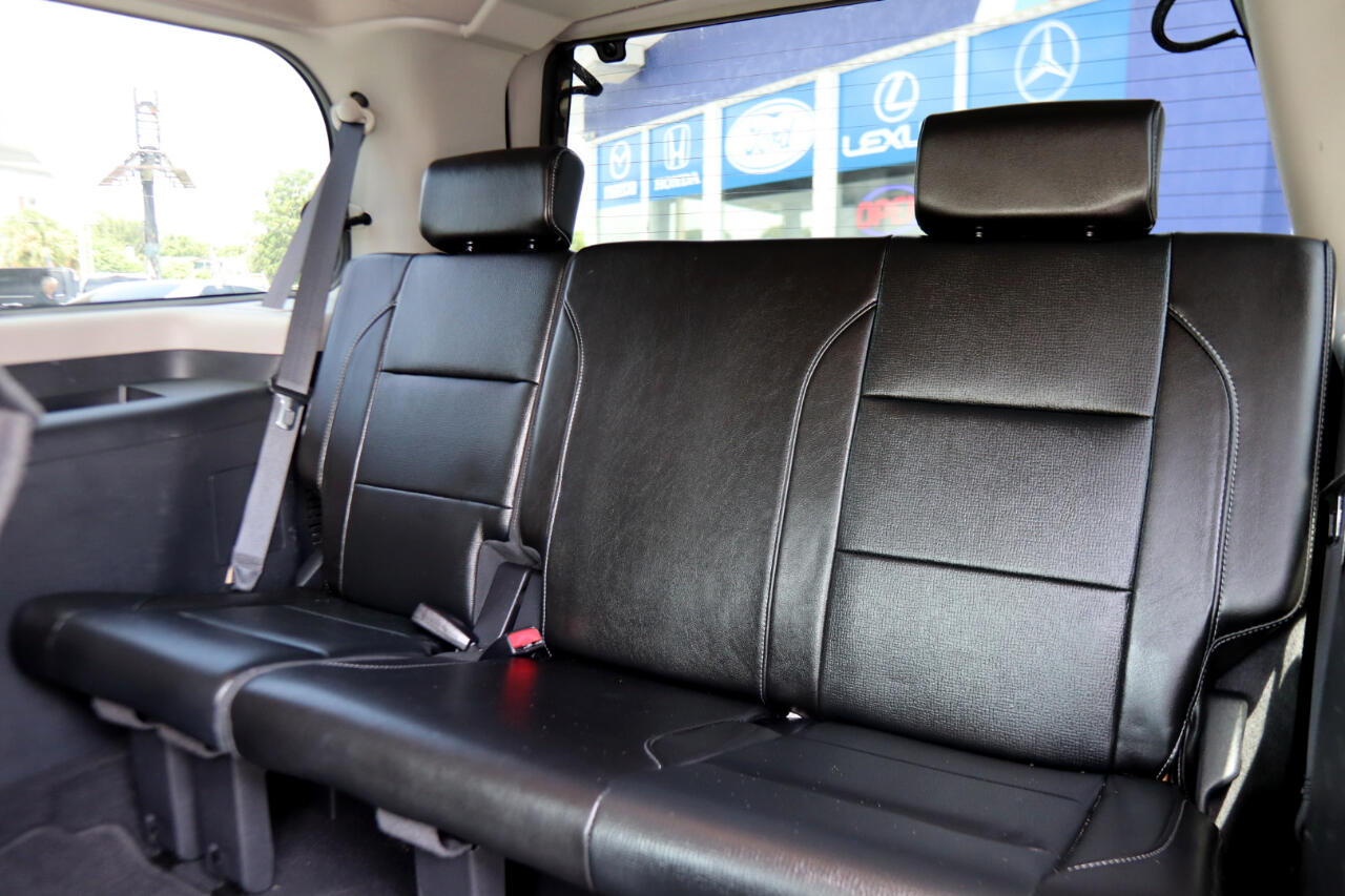 Nissan Armada 2WD 4dr Platinum 2013 Nissan Armada 2WD 4dr Platinum 2013