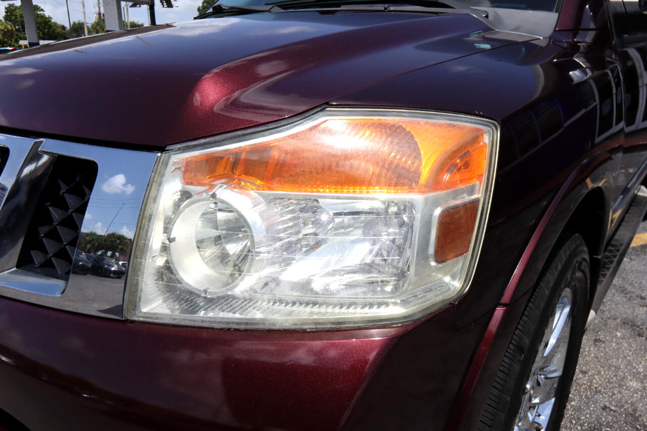 Nissan Armada 2WD 4dr Platinum 2013 Nissan Armada 2WD 4dr Platinum 2013