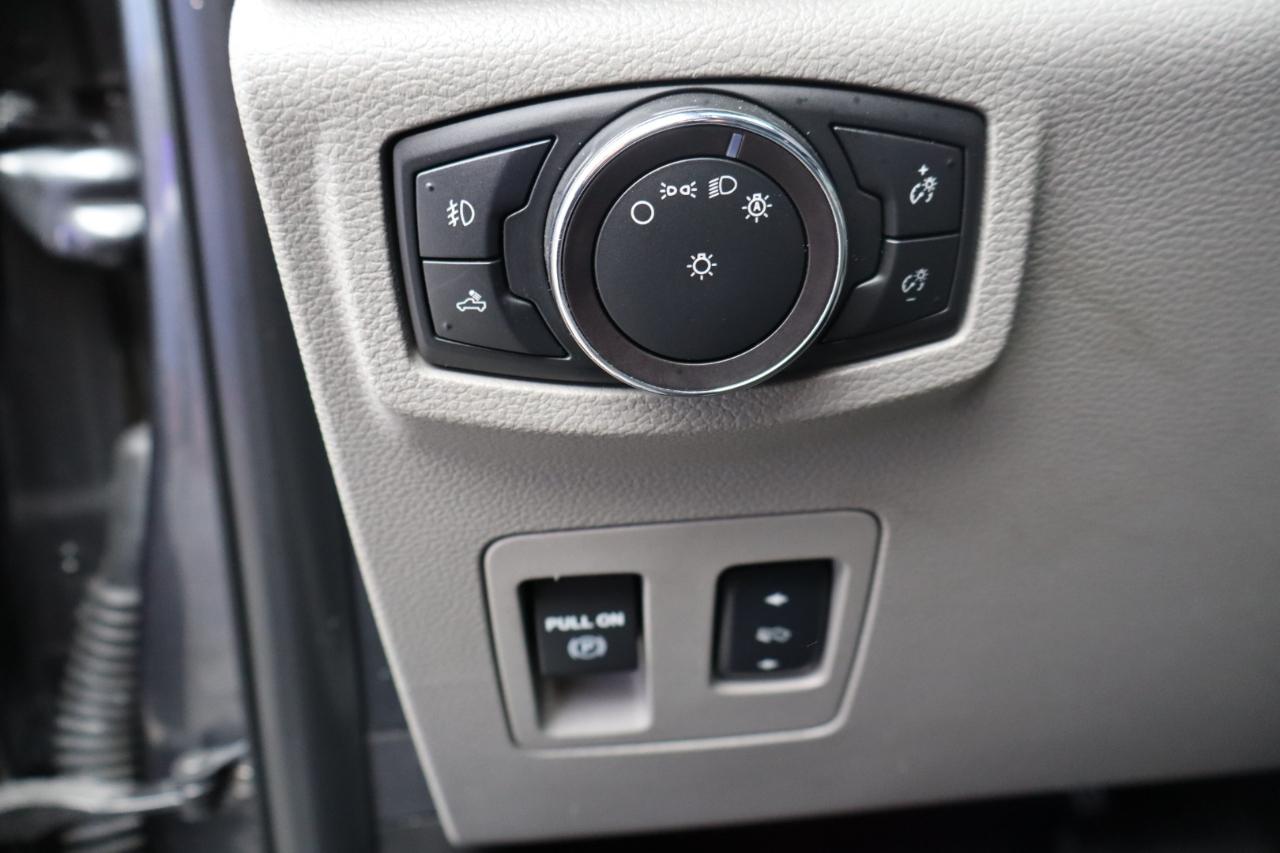 Ford F-150 Lariat 2WD SuperCrew 5.5' Box 2018