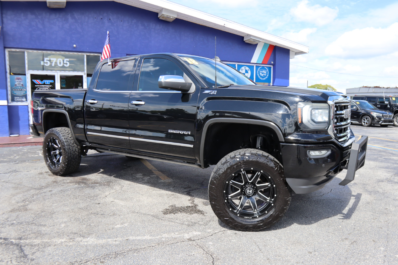 GMC Sierra 1500 4WD Crew Cab 143.5" SLT 2018 GMC Sierra 1500 4WD Crew Cab 143.5" SLT 2018