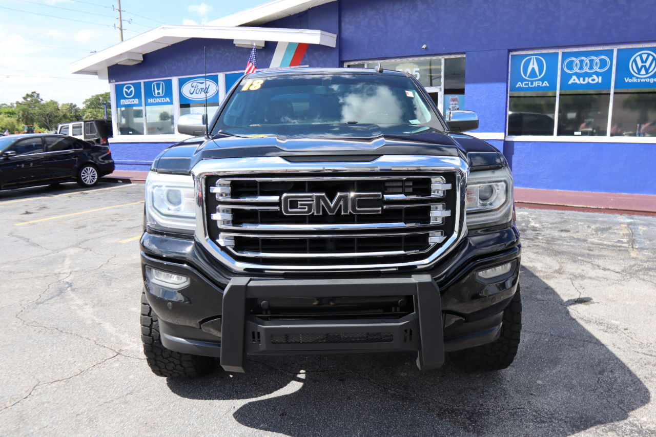 GMC Sierra 1500 4WD Crew Cab 143.5" SLT 2018 GMC Sierra 1500 4WD Crew Cab 143.5" SLT 2018