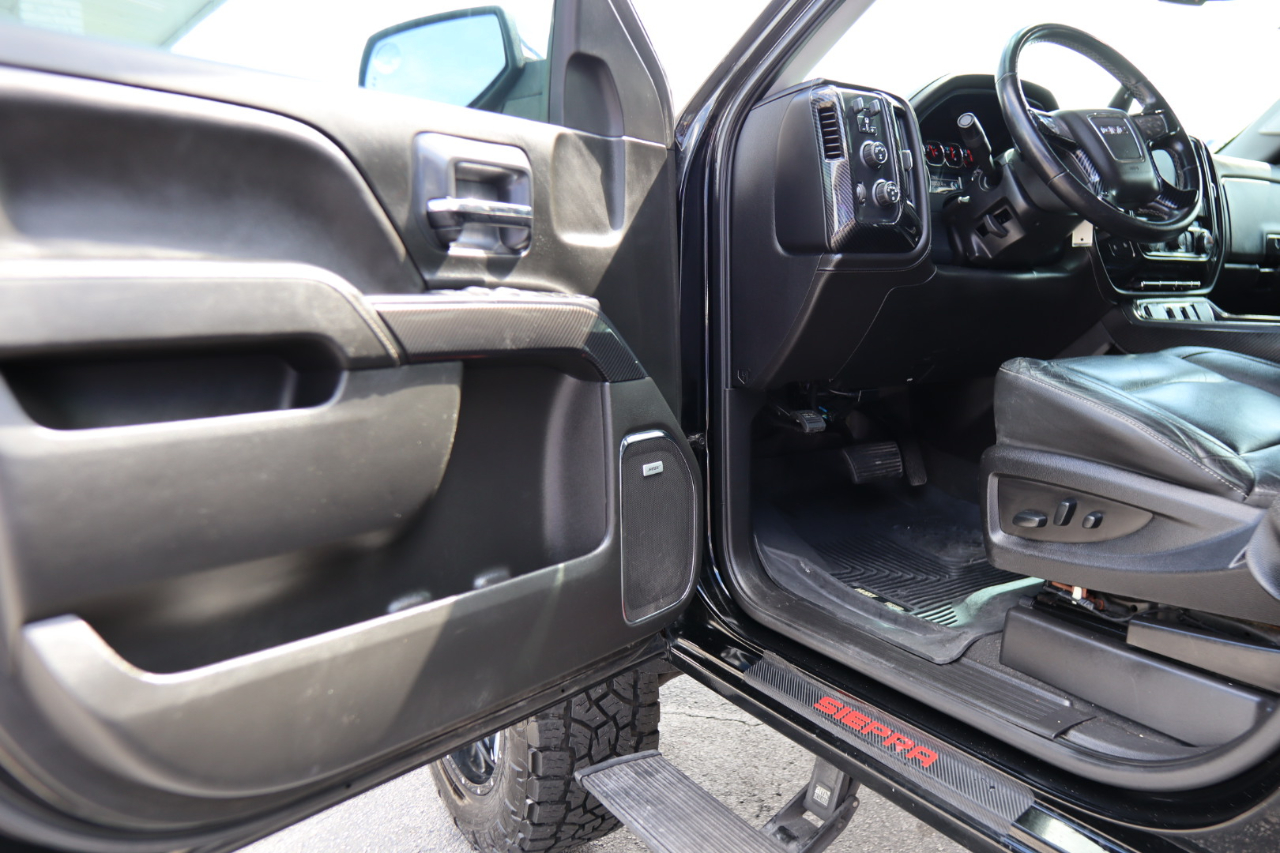 GMC Sierra 1500 4WD Crew Cab 143.5" SLT 2018 GMC Sierra 1500 4WD Crew Cab 143.5" SLT 2018