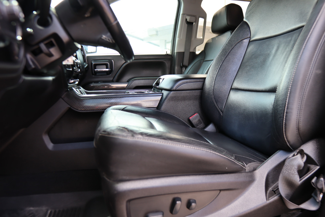 GMC Sierra 1500 4WD Crew Cab 143.5" SLT 2018 GMC Sierra 1500 4WD Crew Cab 143.5" SLT 2018