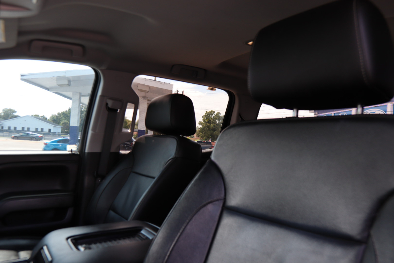 GMC Sierra 1500 4WD Crew Cab 143.5" SLT 2018 GMC Sierra 1500 4WD Crew Cab 143.5" SLT 2018