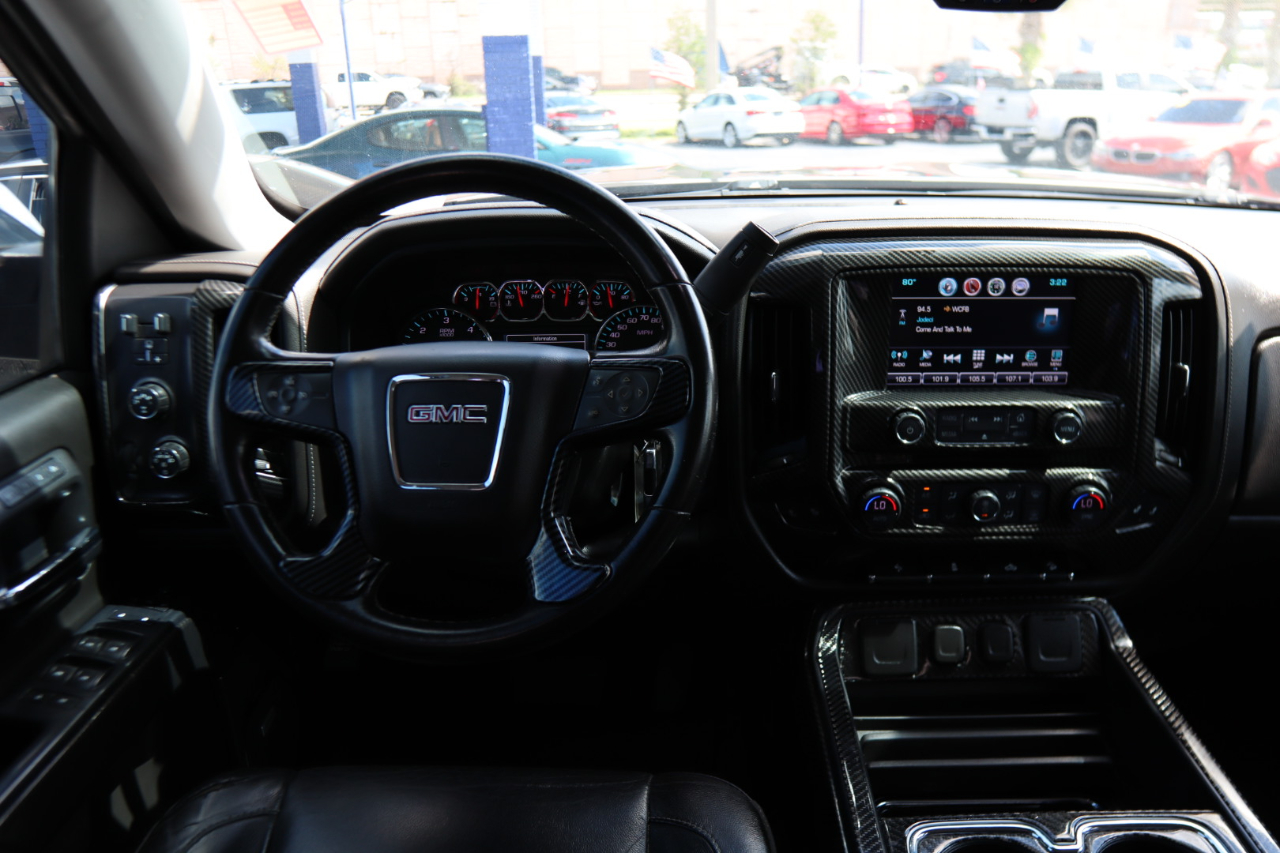 GMC Sierra 1500 4WD Crew Cab 143.5" SLT 2018 GMC Sierra 1500 4WD Crew Cab 143.5" SLT 2018