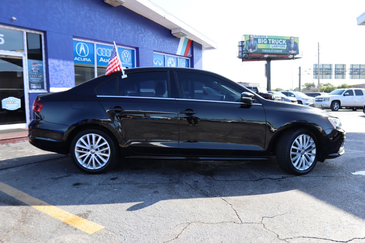 Volkswagen Jetta Sedan 4dr Auto 1.8T SEL 2016 Volkswagen Jetta Sedan 4dr Auto 1.8T SEL 2016