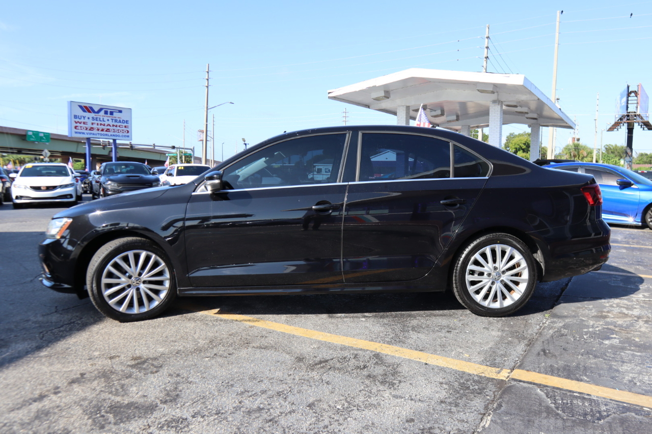 Volkswagen Jetta Sedan 4dr Auto 1.8T SEL 2016 Volkswagen Jetta Sedan 4dr Auto 1.8T SEL 2016