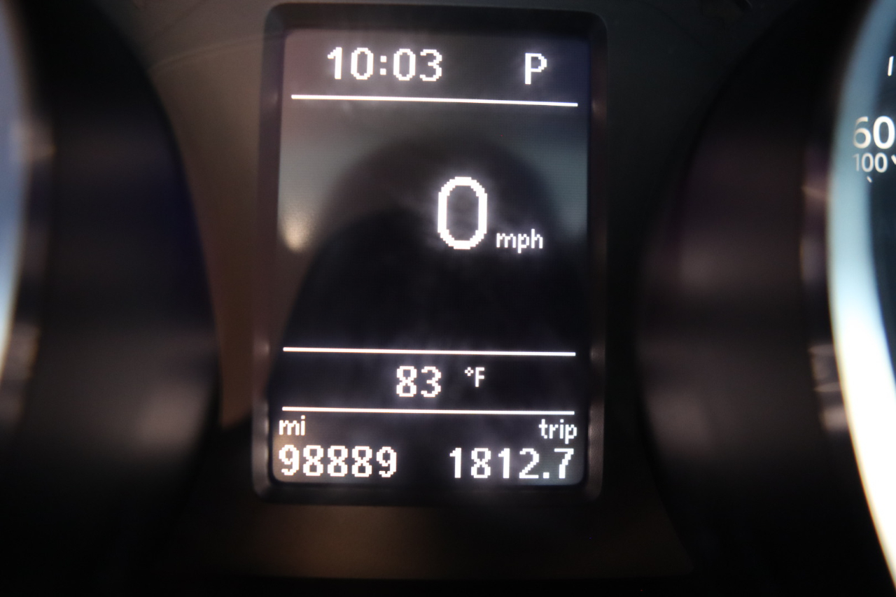 Volkswagen Jetta Sedan 4dr Auto 1.8T SEL 2016 Volkswagen Jetta Sedan 4dr Auto 1.8T SEL 2016