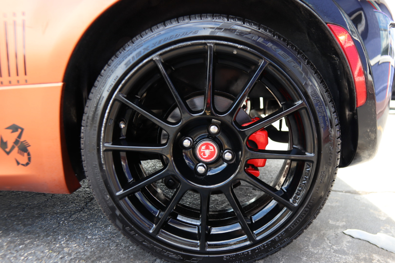 Fiat 500 2dr HB Abarth 2015 Fiat 500 2dr HB Abarth 2015