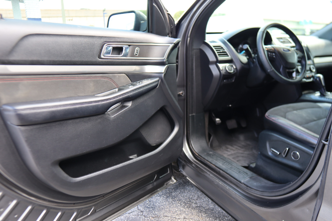 Ford Explorer XLT FWD 2018 Ford Explorer XLT FWD 2018