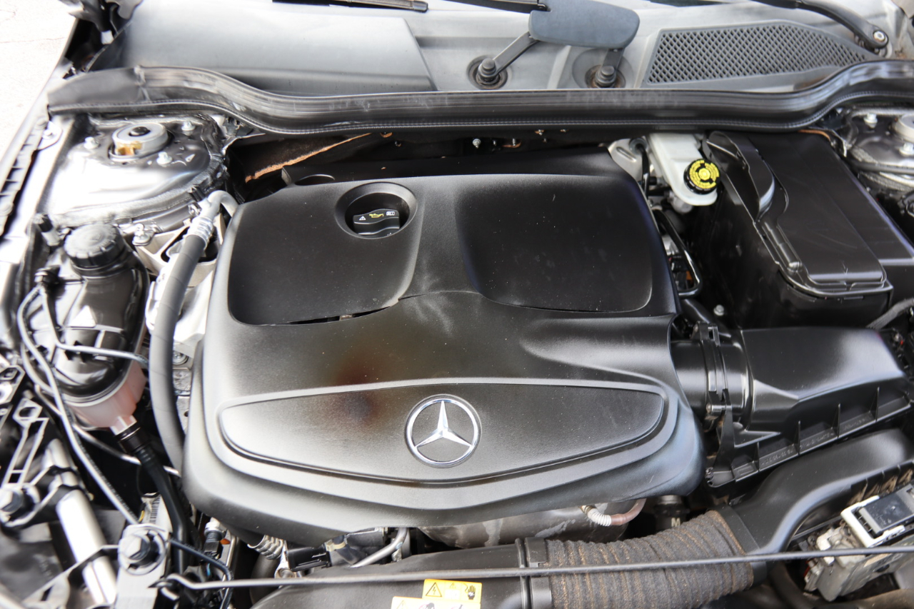 2018 Mercedes Benz CLA 250 photo 34
