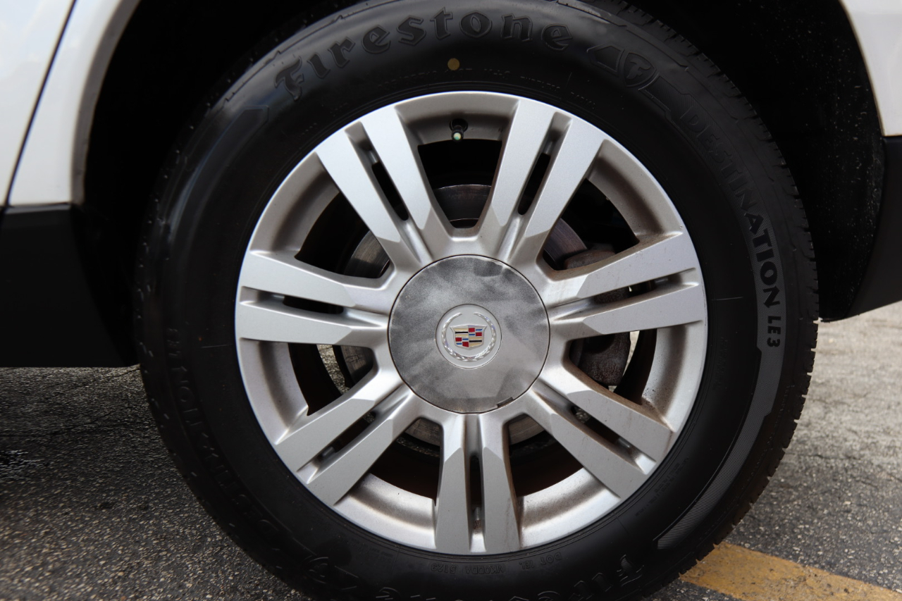 2013 Cadillac SRX Base photo 13