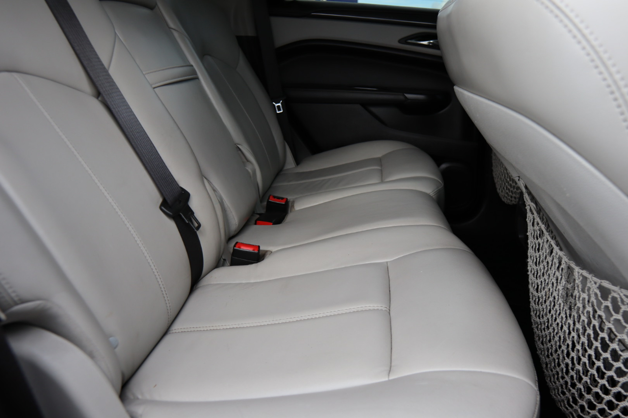 2013 Cadillac SRX Base photo 31